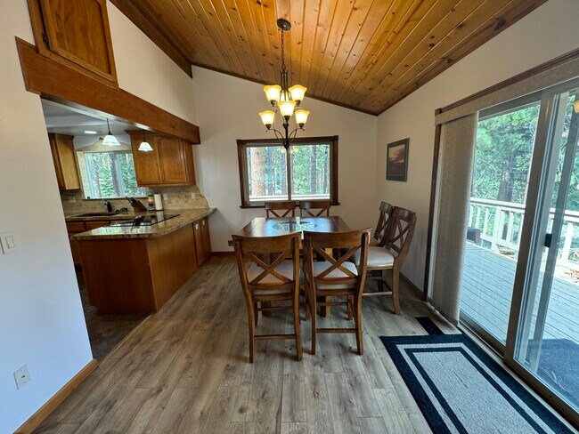 Building Photo - 1103 Sundown Trail