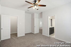 Building Photo - 204 Tiltwood Ct