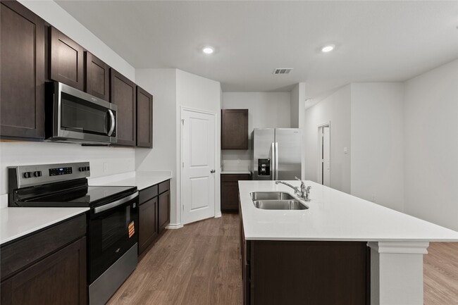 Building Photo - 7016 Vining Dr