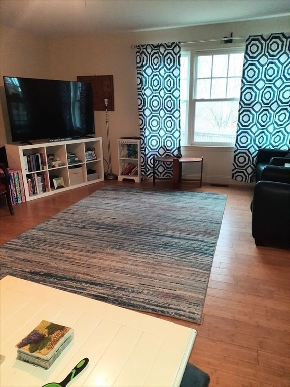 Building Photo - 19 Gurnet Rd