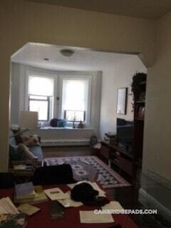 Building Photo - 116 Willow St