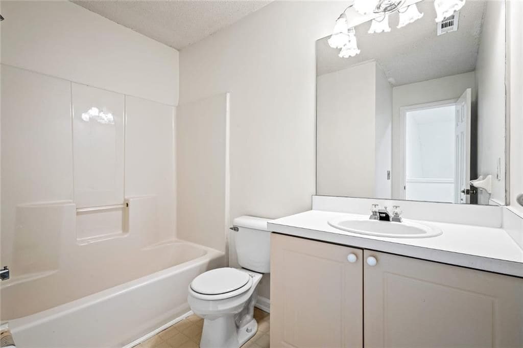 Building Photo - 5962 Rosie Ln SE