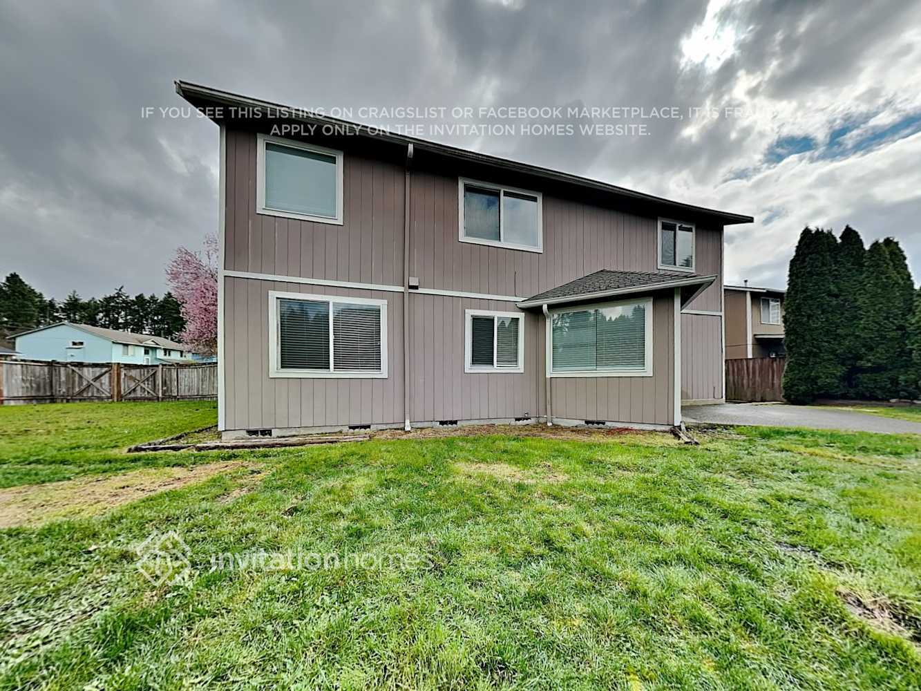 Building Photo - 17302 26th Ave E