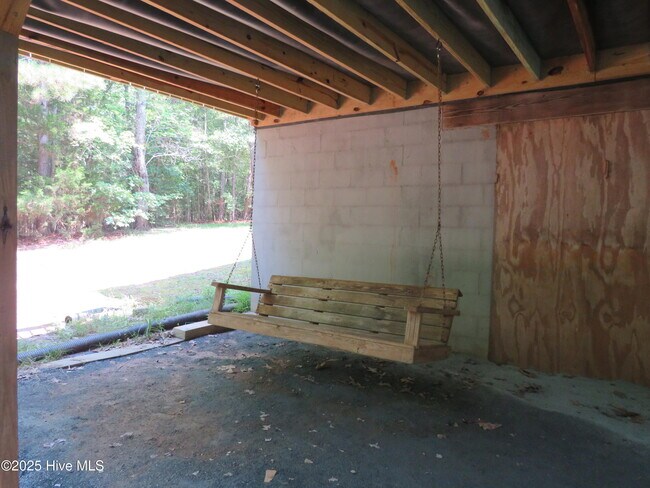 Building Photo - 168 Woodward Ln