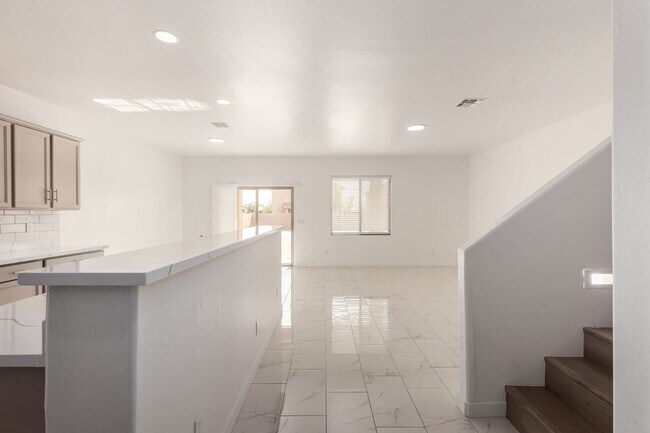 Building Photo - One Of A Kind Home For Rent In Buckeye!