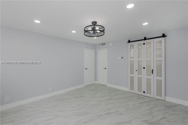 Building Photo - 3180 S Ocean Dr