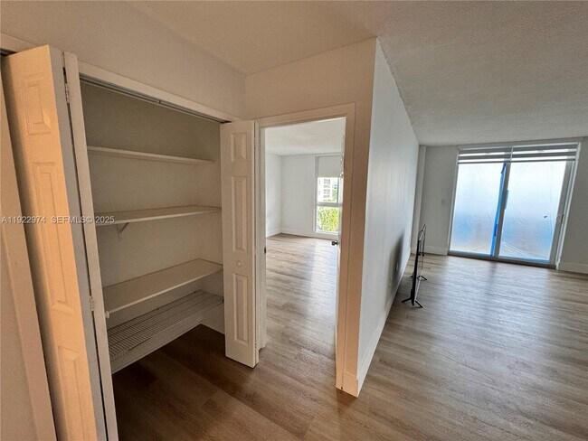 Building Photo - 7928 West Dr