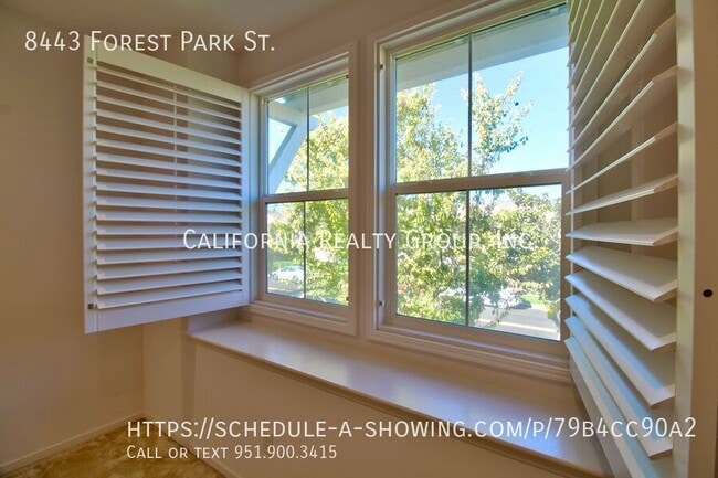 Building Photo - 8443 Forest Park St