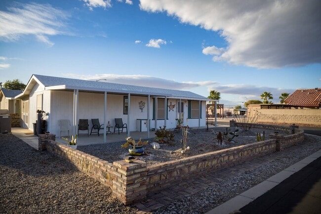 Building Photo - 9351 E 28th St