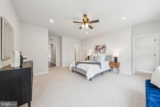 Building Photo - 44603 Wolfhound Sq