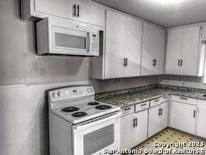 Building Photo - 2016 W Olmos Dr