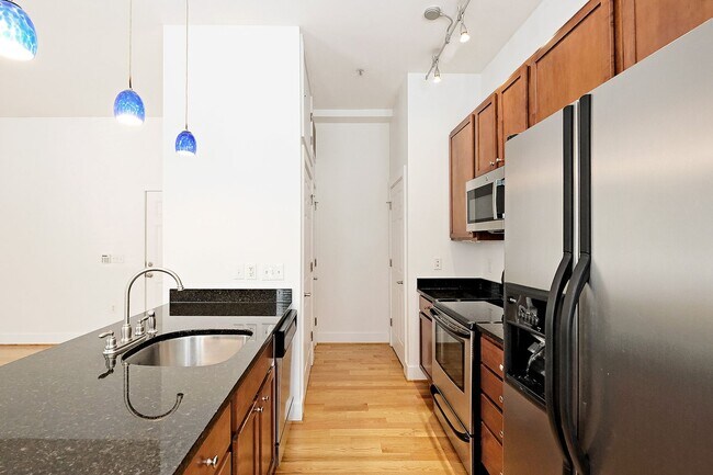 Building Photo - 215 5th St SW