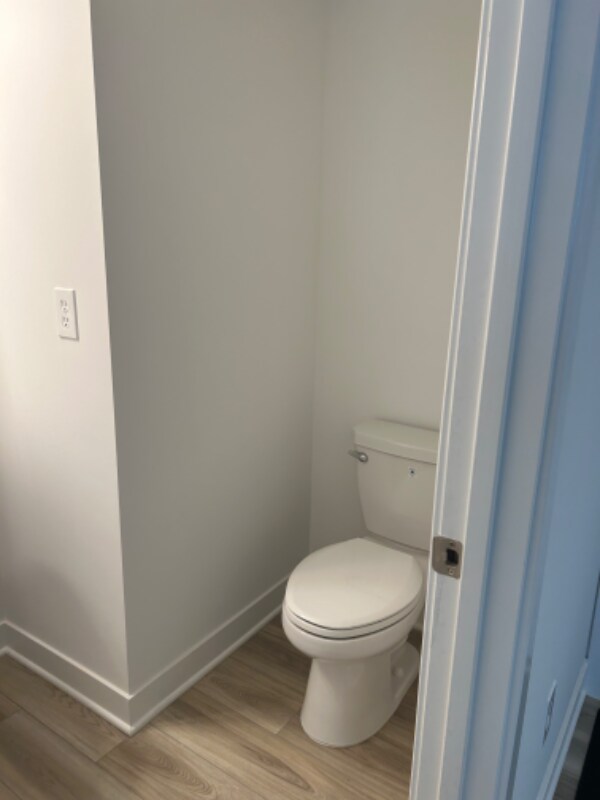 Building Photo - 9331 Somerford Dr