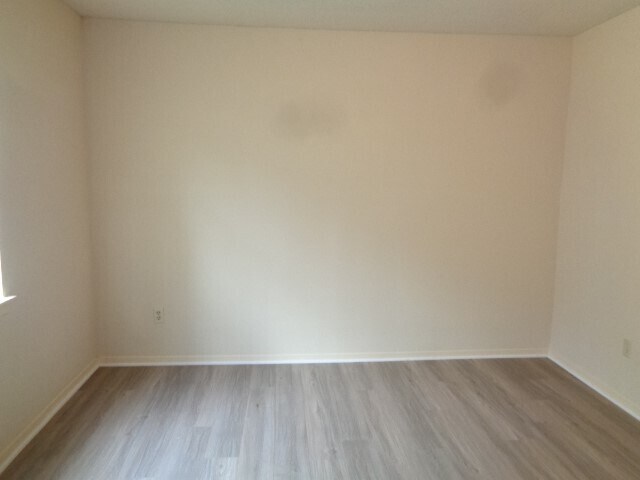 Building Photo - 5531 Farley Dr