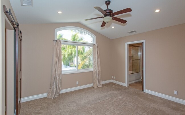 Building Photo - Upgraded 1 Bedroom, 1 Bath ADU!!