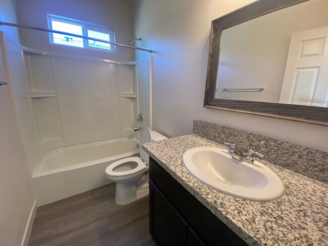 Building Photo - Newer Construction! 3 bedroom 2.5 Bathroom Home in a Gated Community