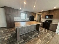 Building Photo - 1203 Primrose Ct