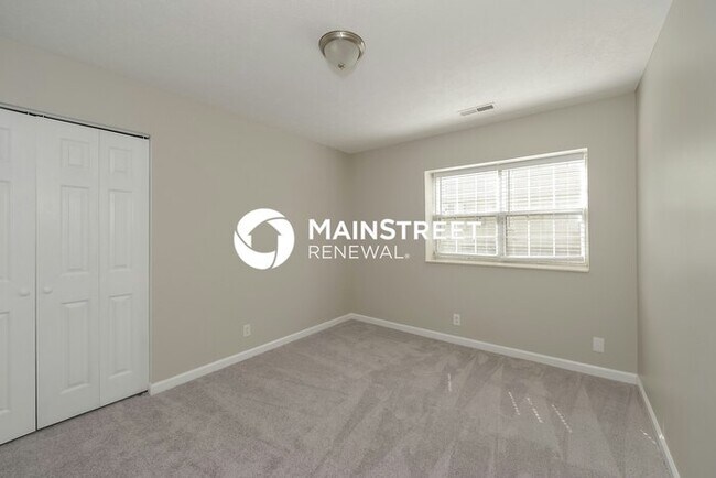Building Photo - 4 Bedroom Pet-Friendly Home in Antioch, TN...
