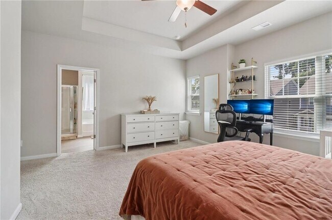 Building Photo - 3890 Clarington Dr