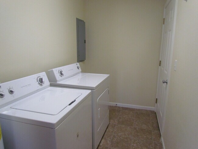 Building Photo - 24810 Talladega Rd