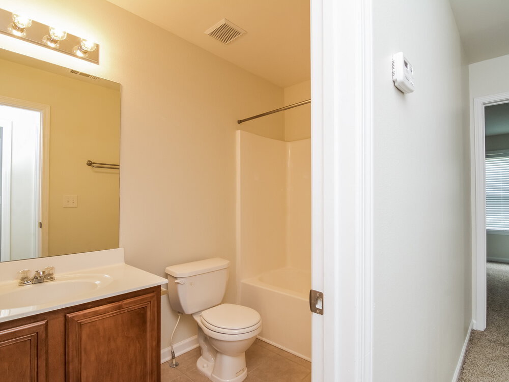 Building Photo - 6862 Grand Hickory Dr