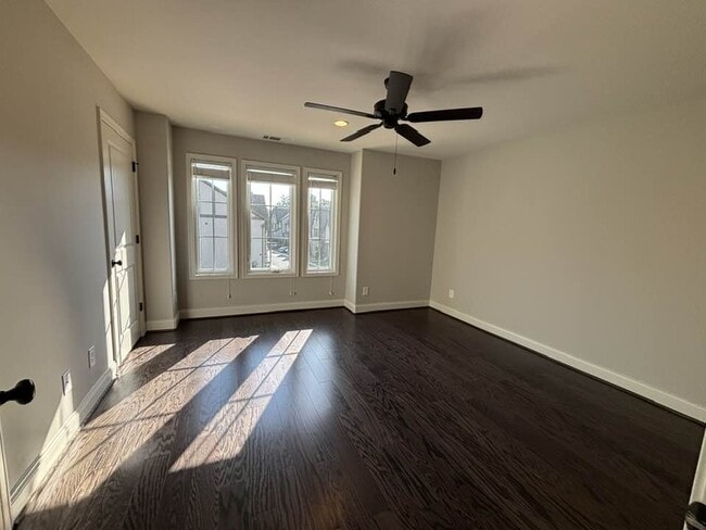 Building Photo - 999 Lennox Blvd