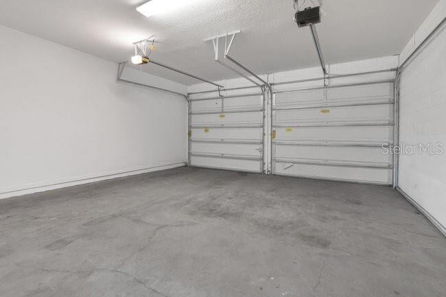 Building Photo - 8626 Crescendo Ave