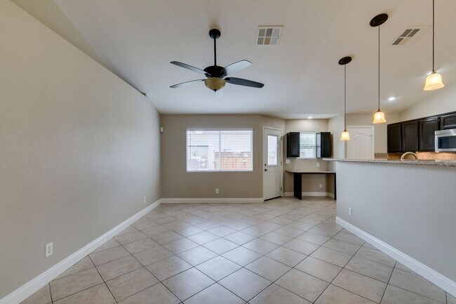 Building Photo - 437 Waterwheel Falls Dr