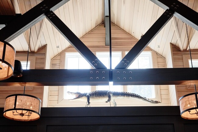 Building Photo - 650 Enterprise Blvd