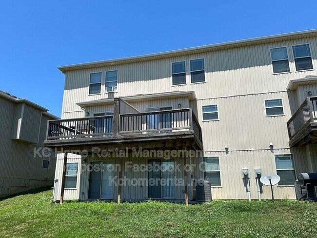 Building Photo - 10541 Kane Dr