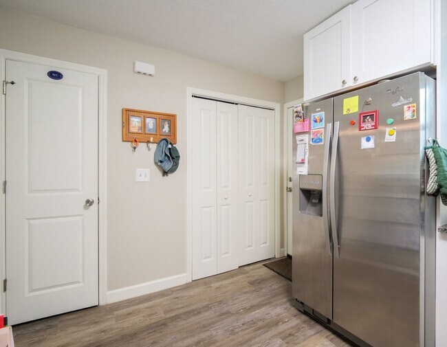 Building Photo - Walk to the Atlantic Ocean! Only one left!!