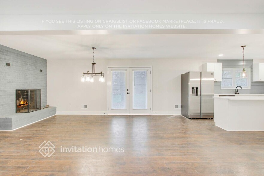 Building Photo - 8475 Estelle St