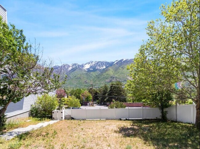 Building Photo - 11792 S 1700 E