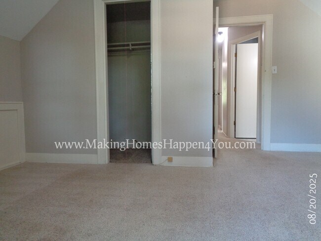 Building Photo - 2160 Trade St SE