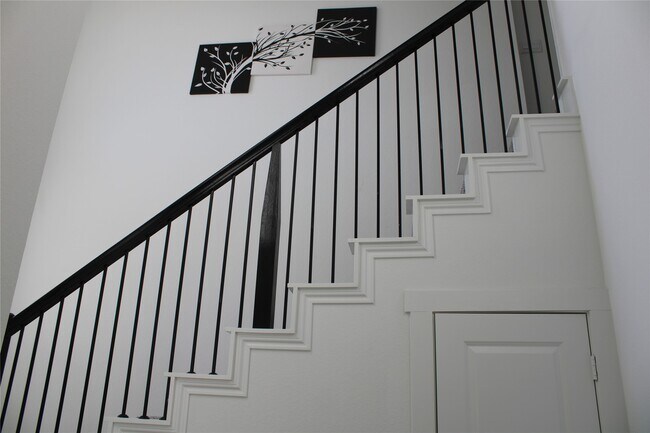Building Photo - 7822 Bel Fiore Dr