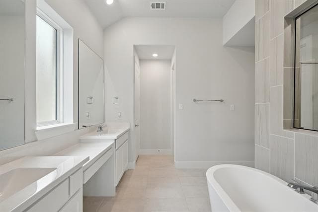 Building Photo - 453 Arcane St