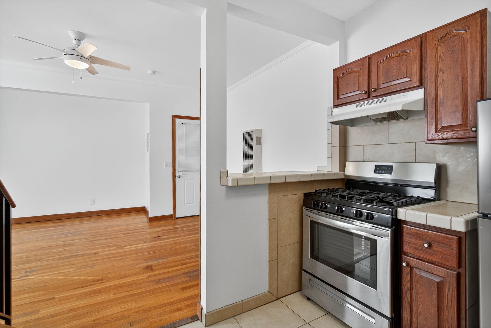 Building Photo - 1912 2nd St