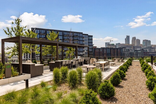 Building Photo - 1111 W River Pkwy