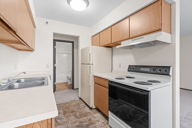 Floorplan - Summit Square