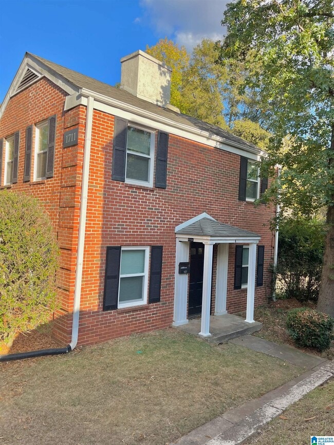 Building Photo - 1711 Valley Ave