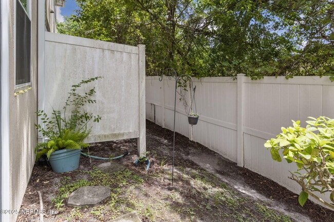 Building Photo - 6034 Bartram Village Dr