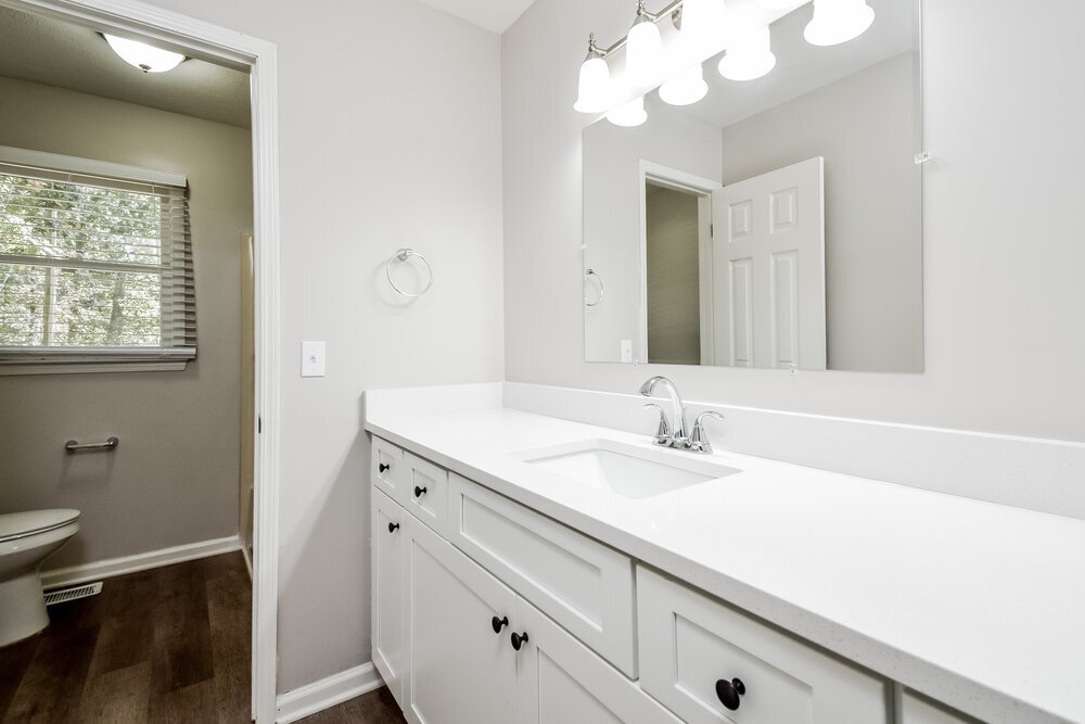 Building Photo - 6022 Belle Meade Ct