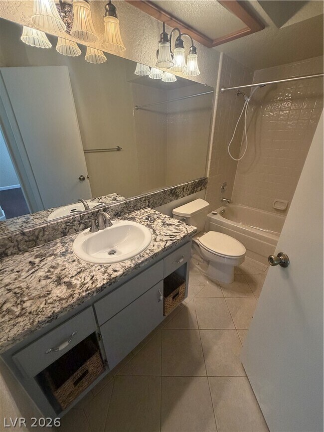 Building Photo - 9305 Alameda Harbor Ave