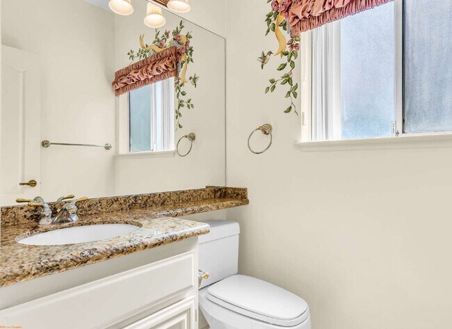 Building Photo - Spacious 3-Bedroom Retreat with 2.5 Baths in Palm Desert, Long-Term Rental (one year minimum)