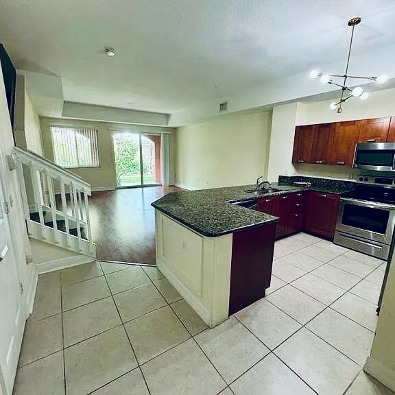 Building Photo - 45 SE Sedona Cir