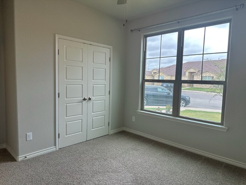 Building Photo - 5311 Hagen Ct