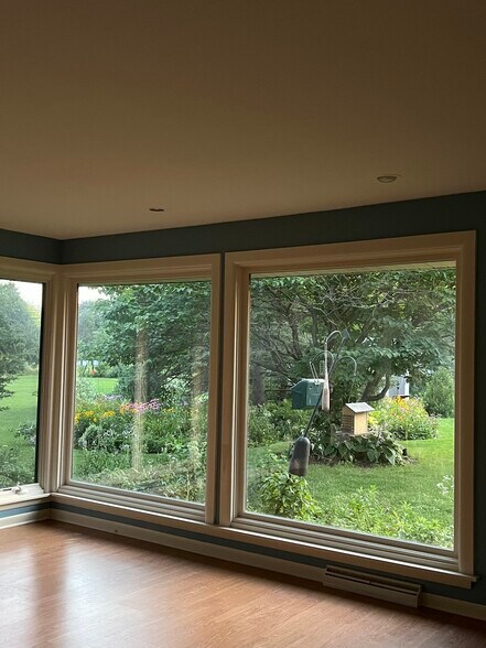 Building Photo - 8551 N Point Dr