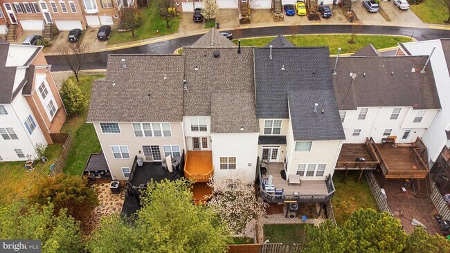 Building Photo - 45773 Smoketree Terrace
