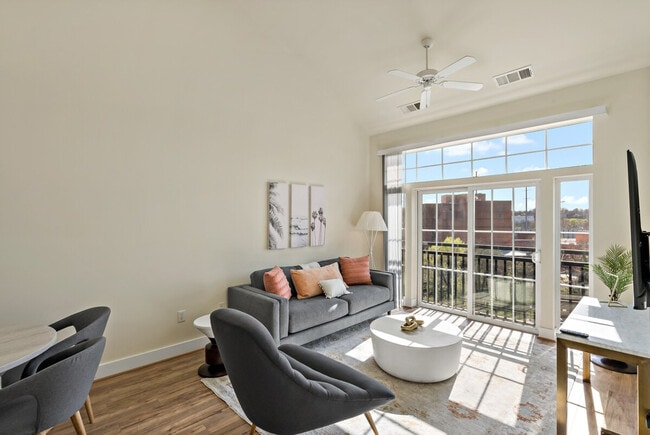 Building Photo - 2321 Mill Rd