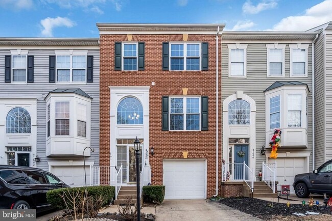 Building Photo - 21644 Frame Square